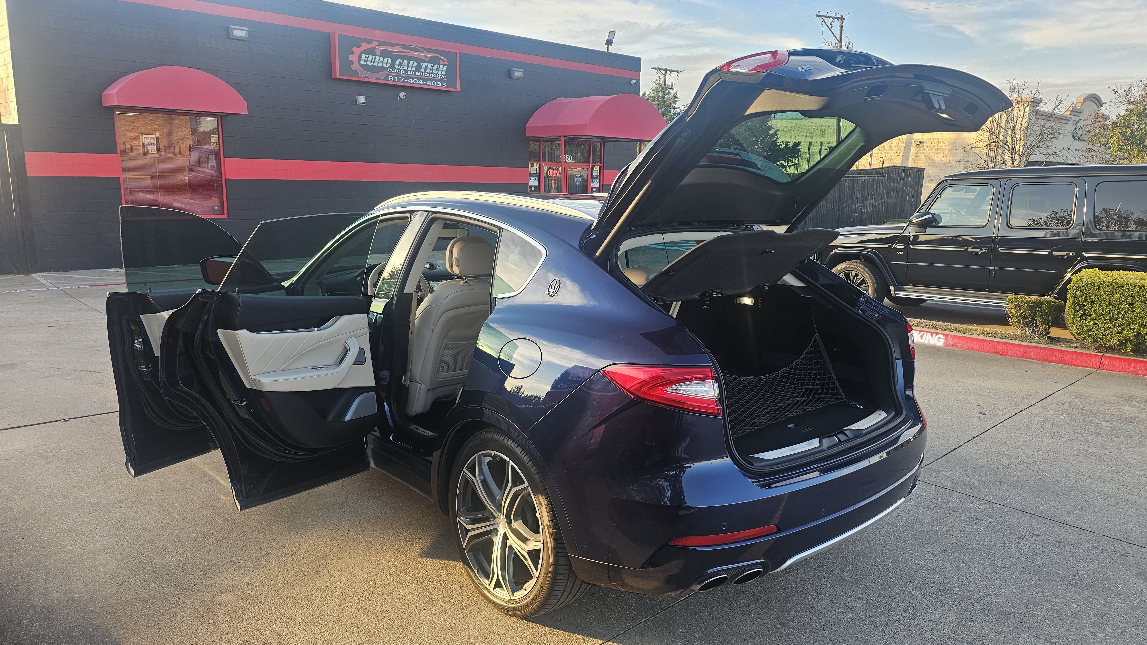 Used 2019 Maserati Levante GranLusso AWD/4WD image 22