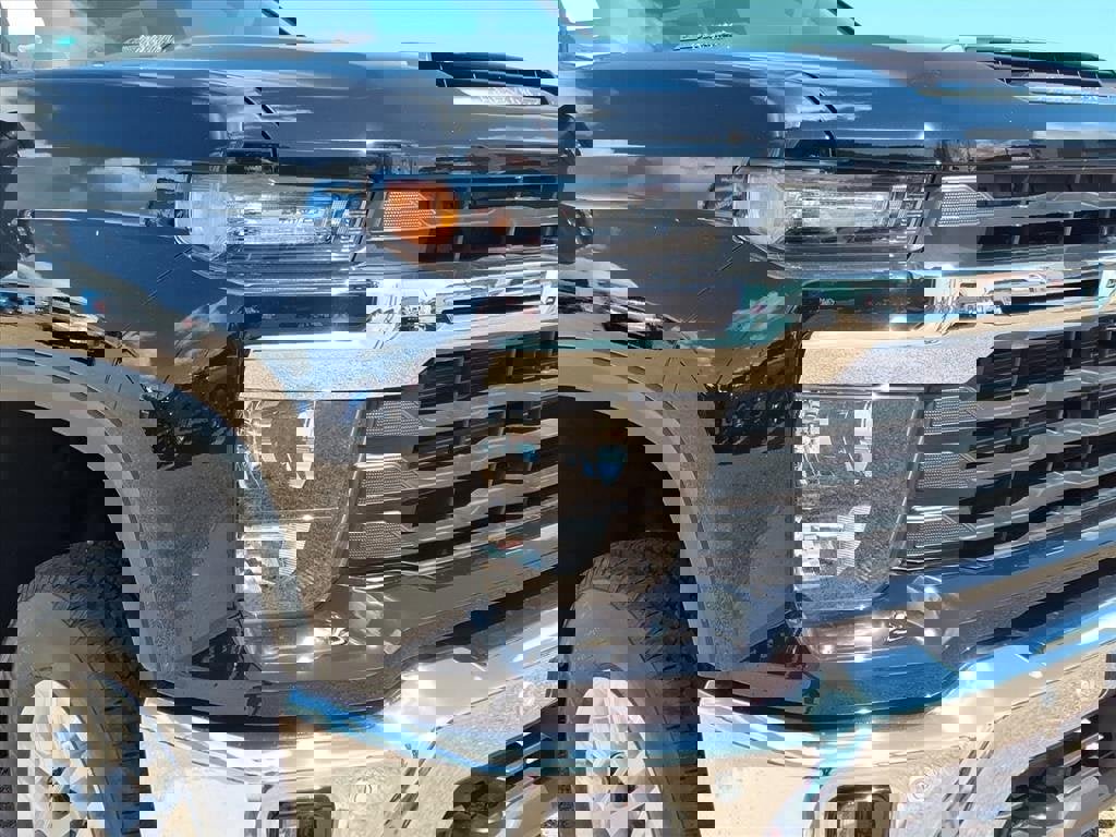 New 2025 Chevrolet Silverado 2500 LT w/ Safety Package image 8