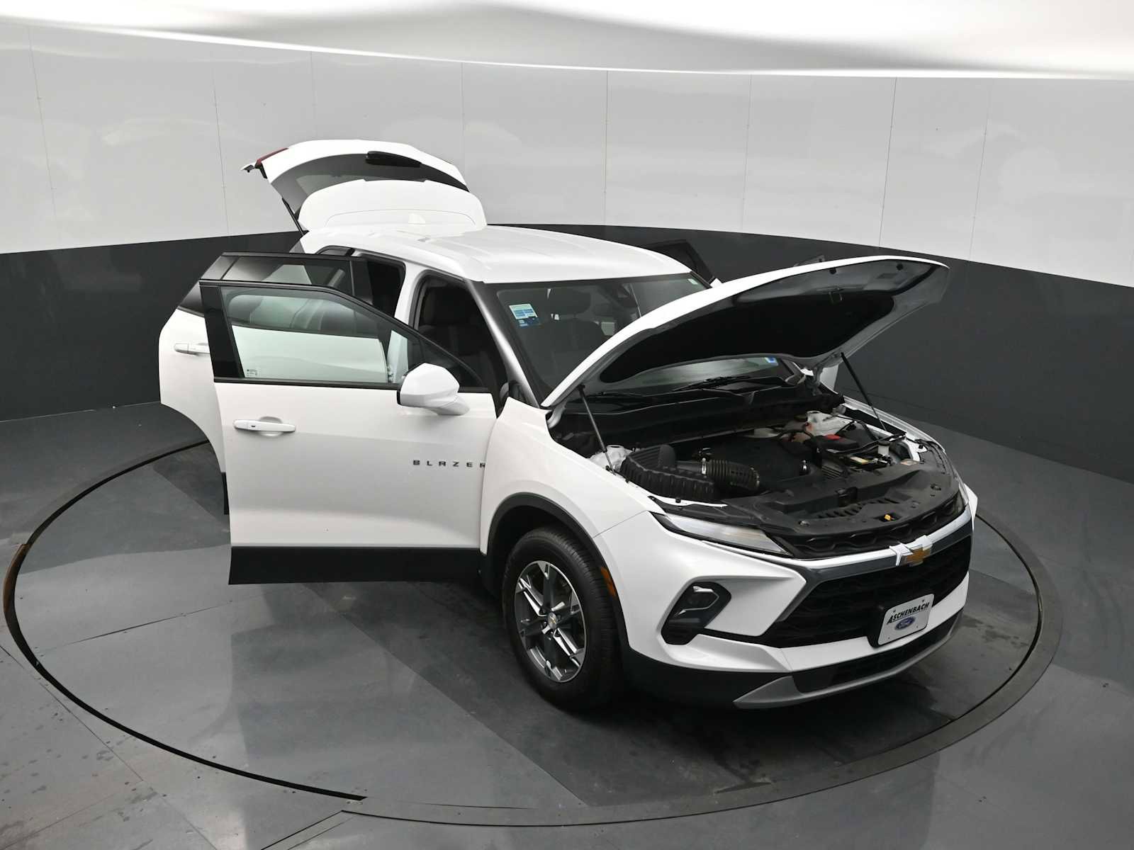 Used 2023 Chevrolet Blazer LT AWD/4WD image 33