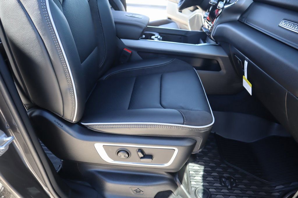 New 2026 RAM 1500 Laramie w/ Night Edition image 14