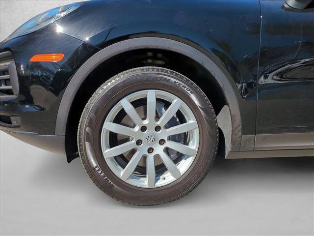 Used 2019 Porsche Cayenne image 25