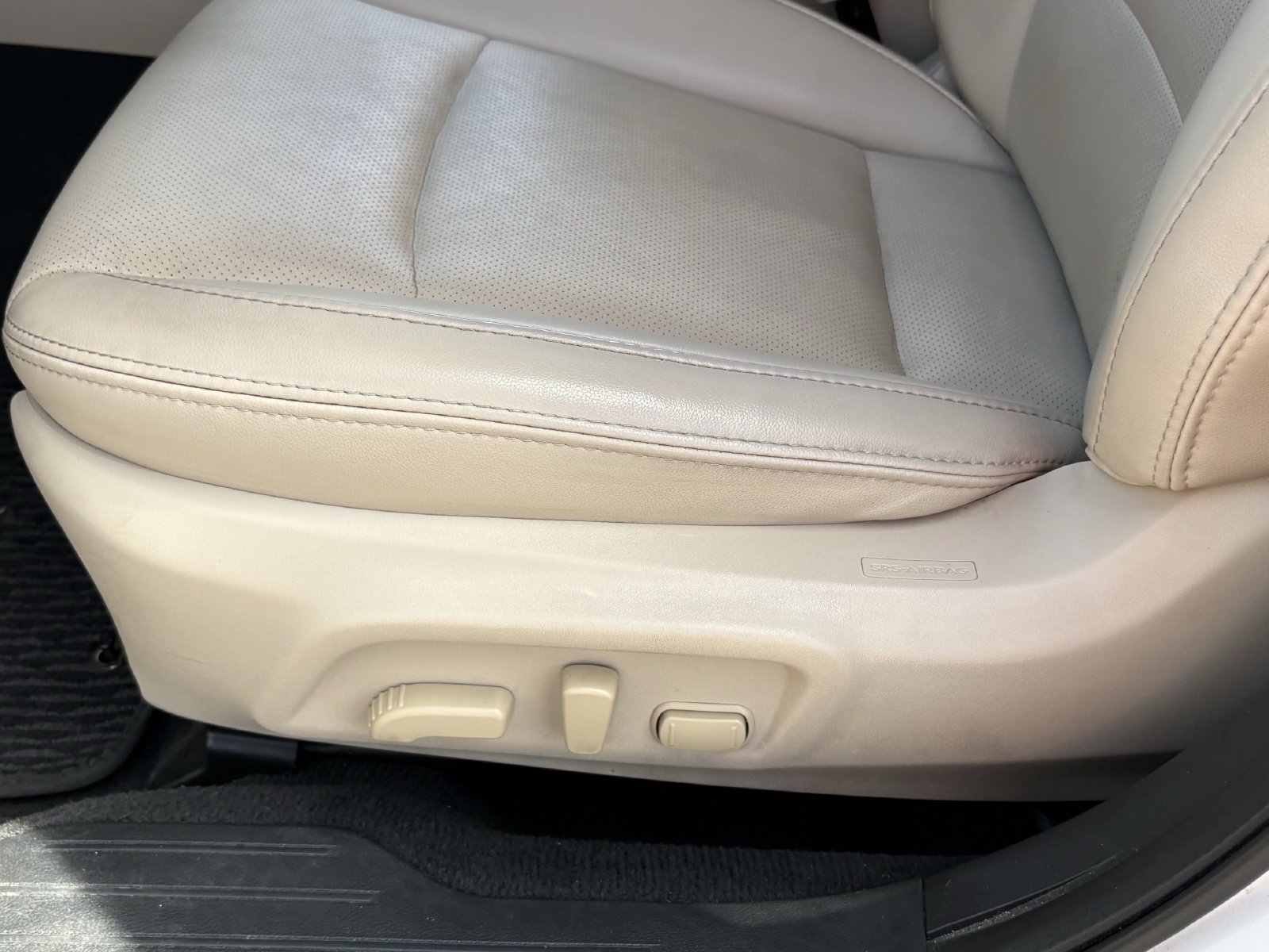 Used 2017 Subaru Outback 2.5i Limited AWD/4WD image 26