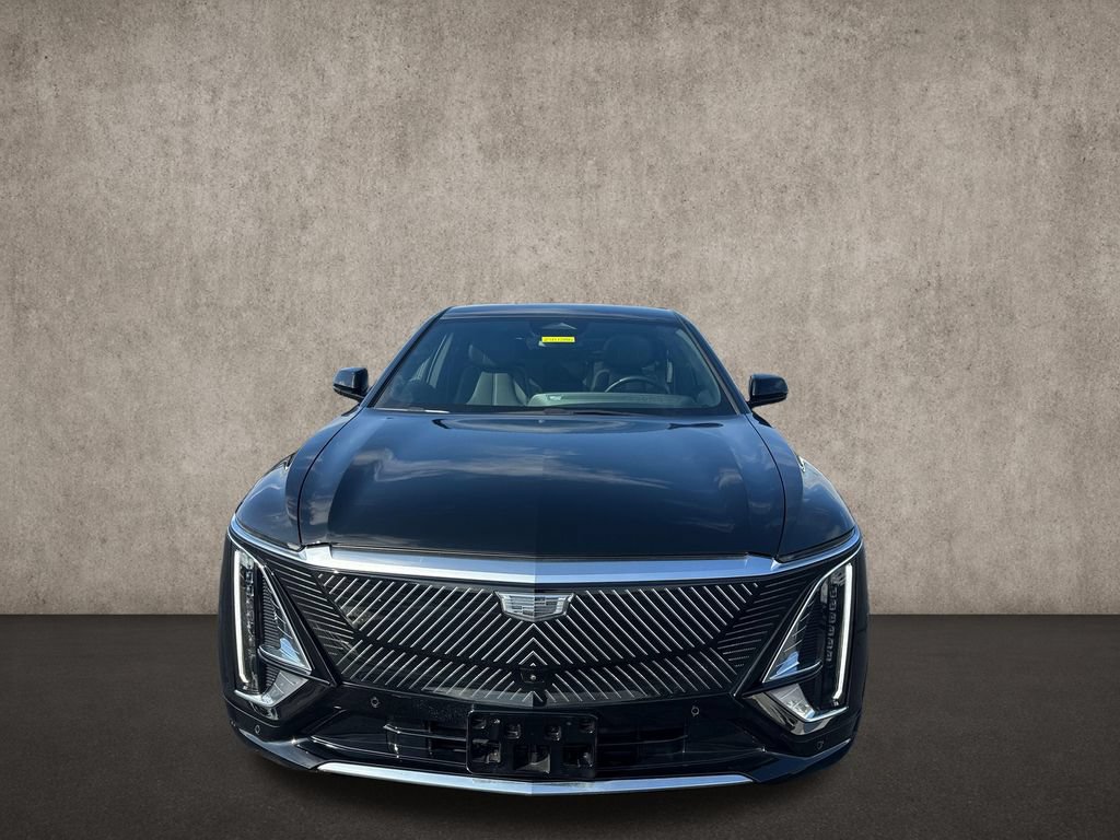 Used 2024 Cadillac Lyriq Tech w/ Driver Assist Package AWD/4WD image 3
