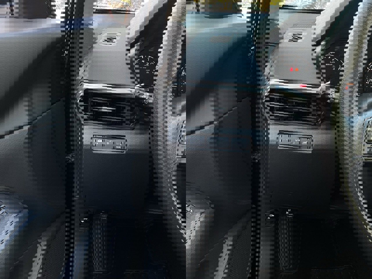 Used 2024 Nissan Altima 2.5 S image 24