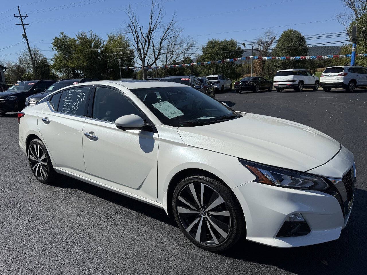 Used 2020 Nissan Altima 2.5 Platinum AWD/4WD image 1