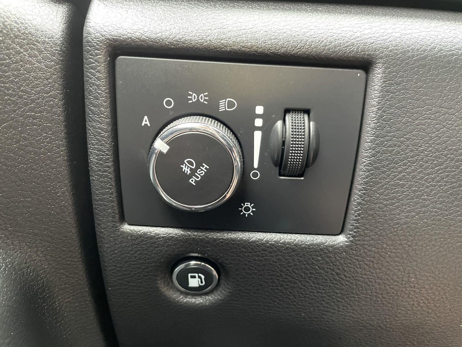 Used 2020 Jeep Grand Cherokee High Altitude AWD/4WD image 35
