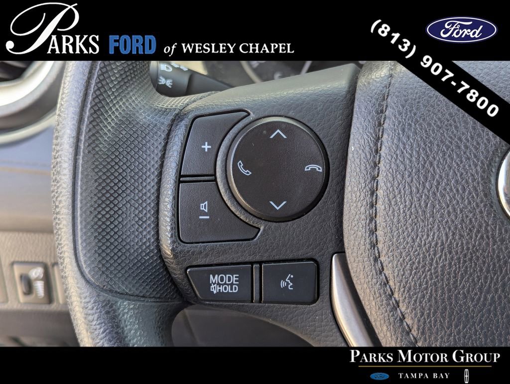 Used 2017 Toyota RAV4 LE image 27