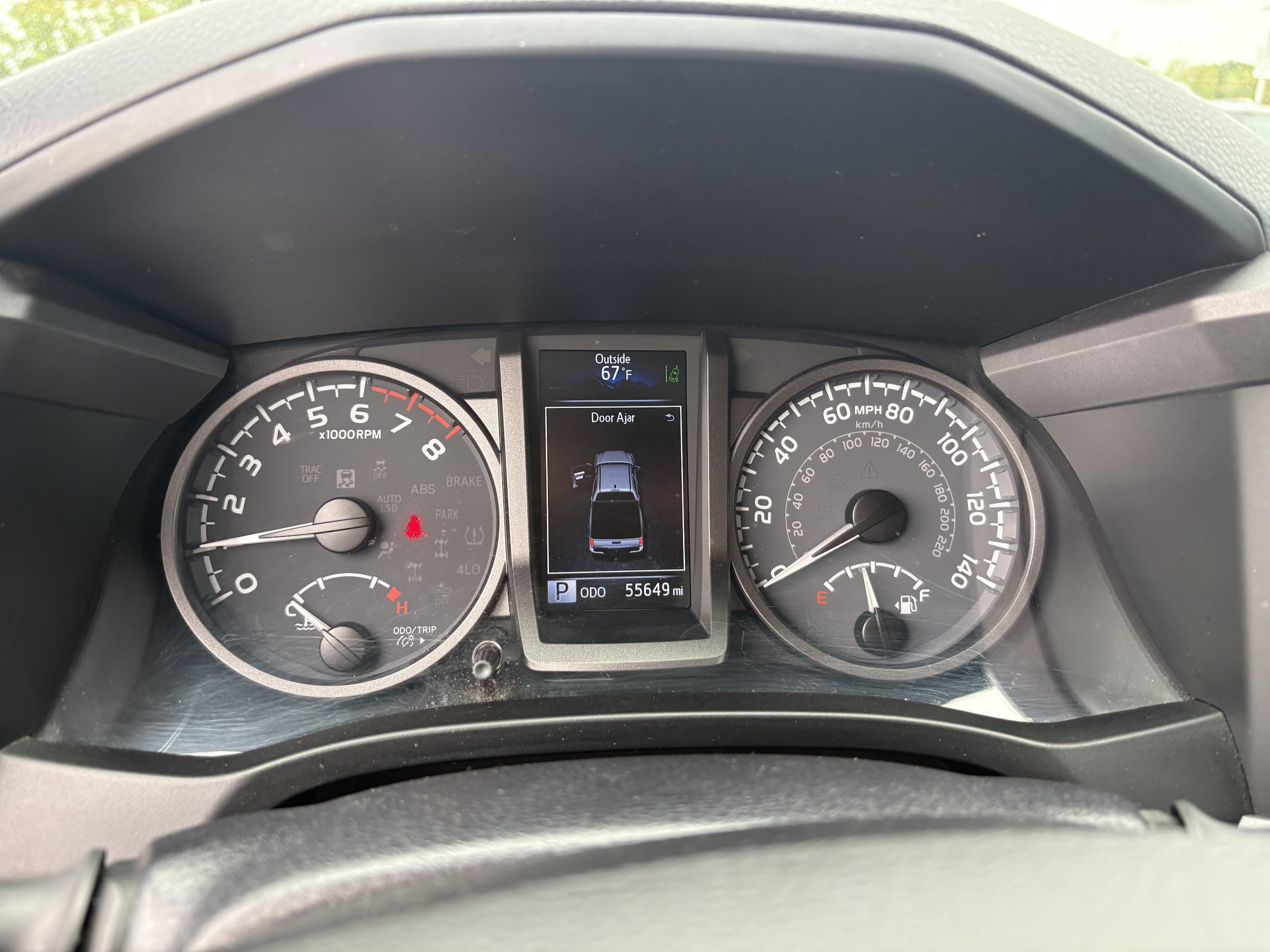 Used 2022 Toyota Tacoma TRD Sport w/ TRD Premium Sport Package AWD/4WD image 3
