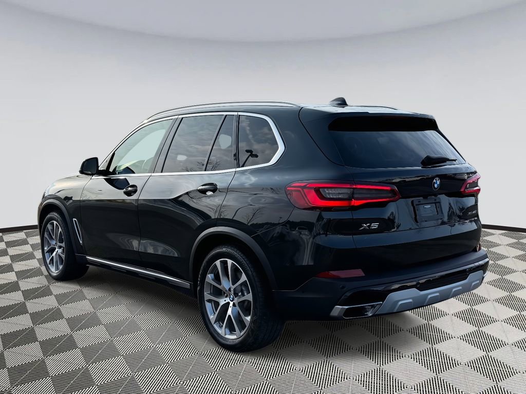 Used 2019 BMW X5 xDrive40i w/ Premium Package 2 image 4