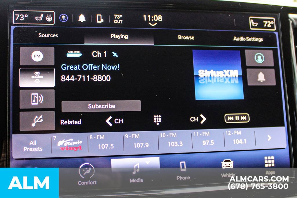 Used 2024 Chrysler Pacifica Touring-L image 37