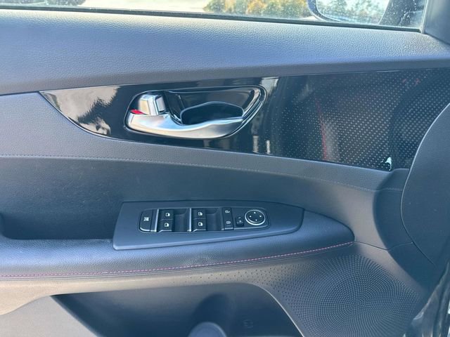 Used 2022 Kia Forte GT w/ GT Technology Package image 26