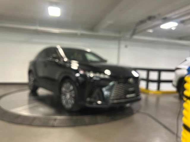 Used 2025 Lexus RX 350 w/ Convenience Package AWD/4WD image 3