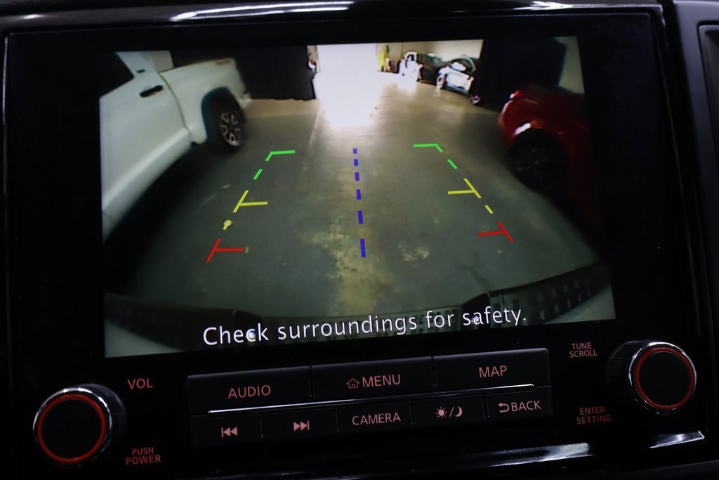 Used 2022 Nissan Titan SV image 21