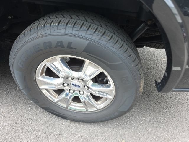 Used 2015 Ford F150 Lariat w/ Equipment Group 502A Luxury AWD/4WD image 14