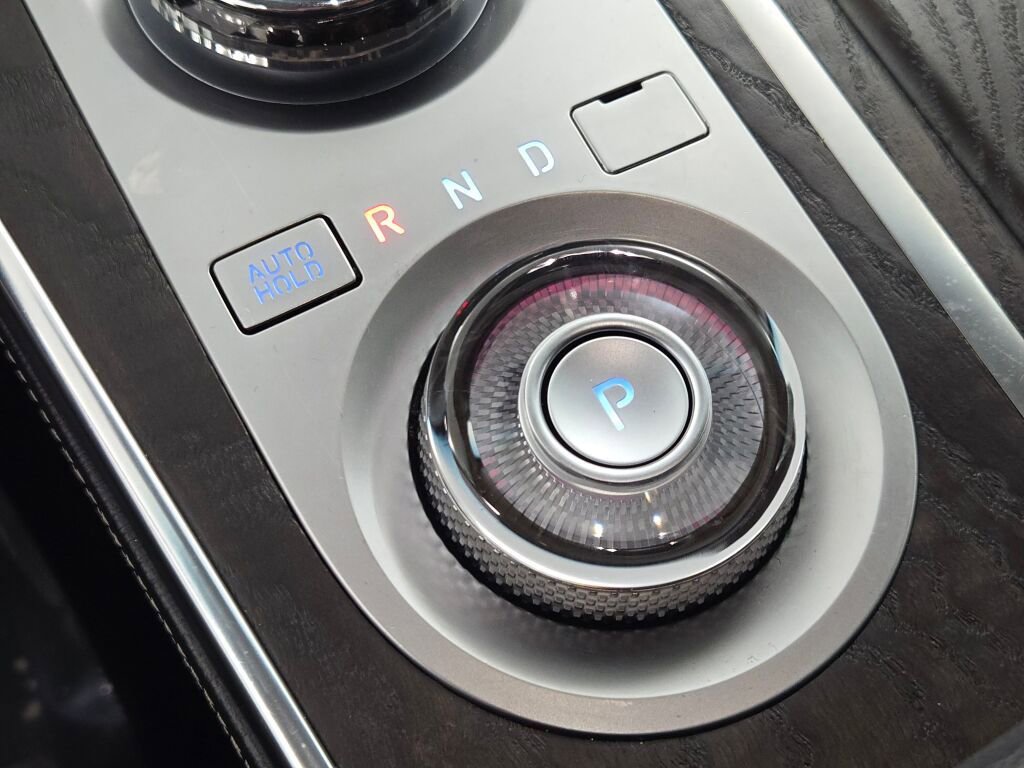 Used 2024 Genesis GV80 2.5T AWD/4WD image 29