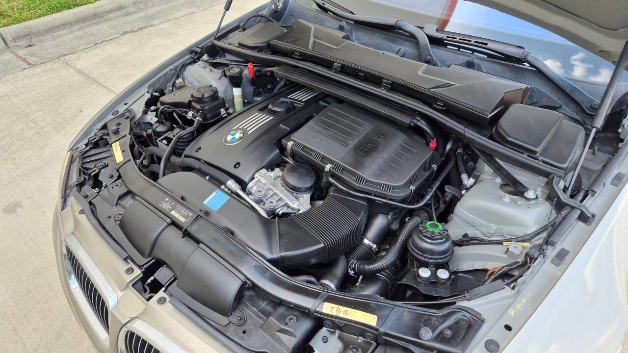 Used 2007 BMW 335i Convertible image 62