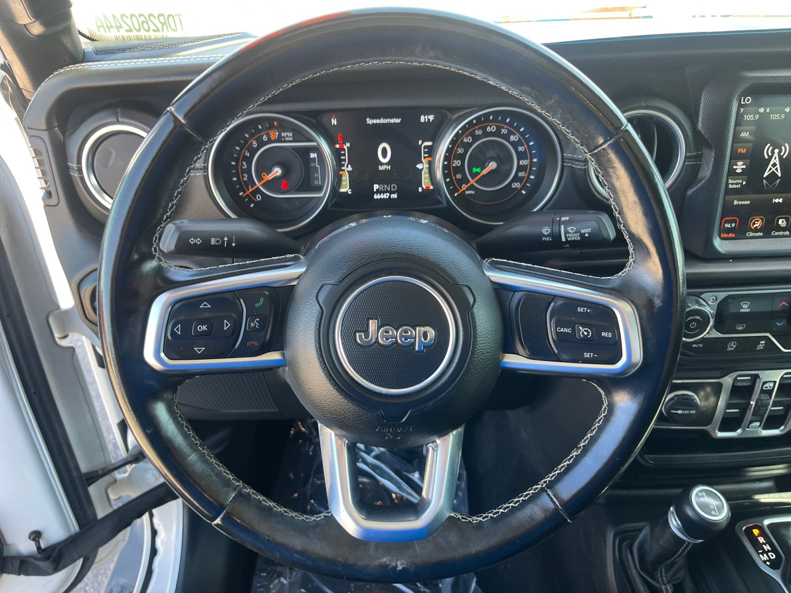 Used 2020 Jeep Gladiator Overland AWD/4WD image 9