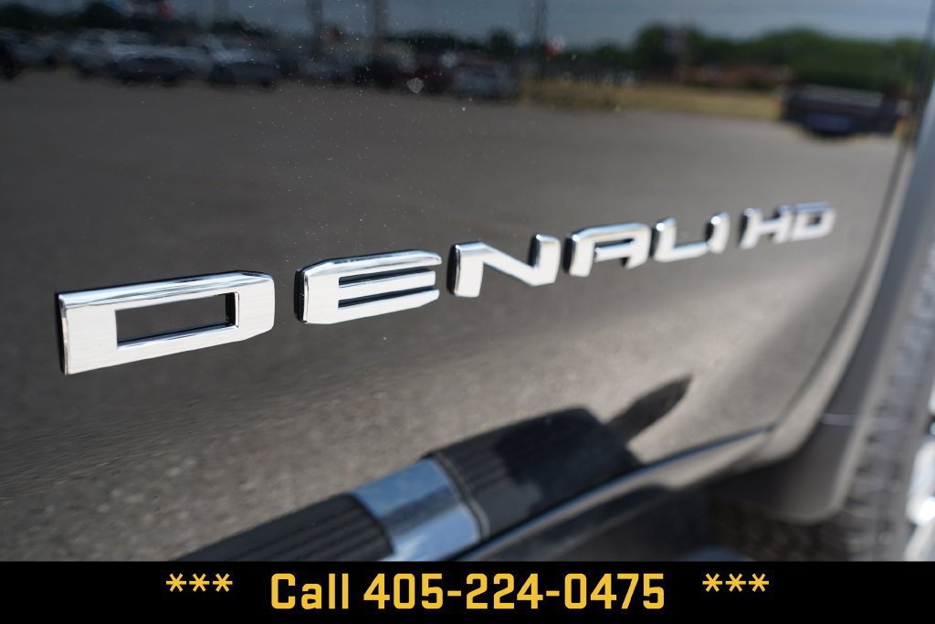 New 2026 GMC Sierra 2500 Denali w/ Denali Reserve Package AWD/4WD image 7