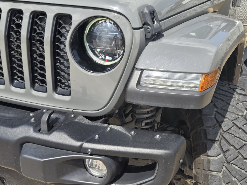 Used 2023 Jeep Gladiator Sport AWD/4WD image 11