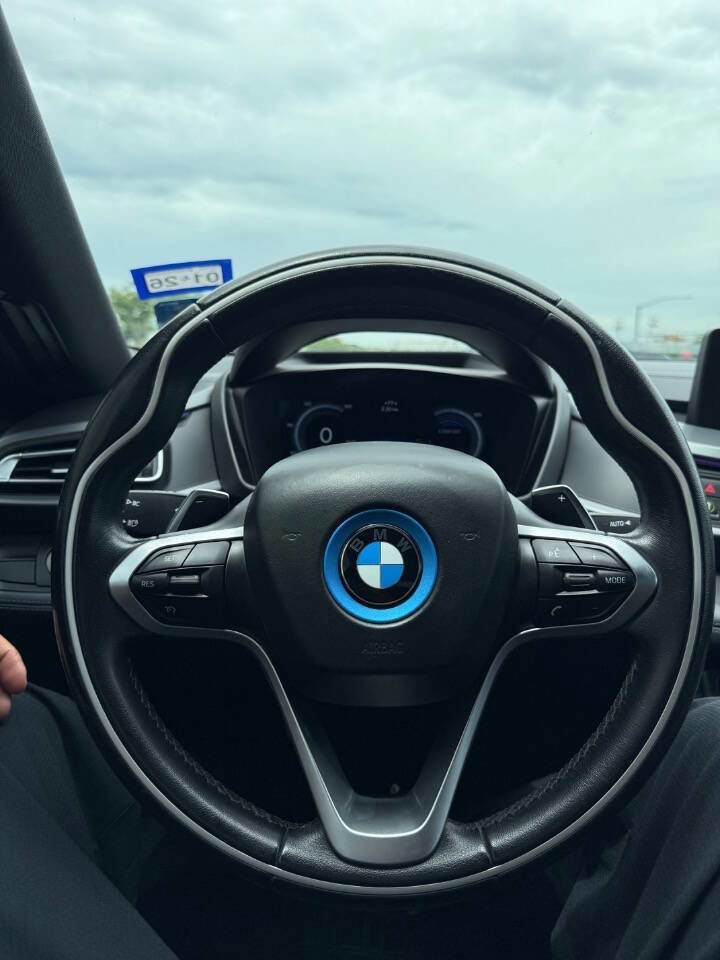 Used 2016 BMW i8 image 10