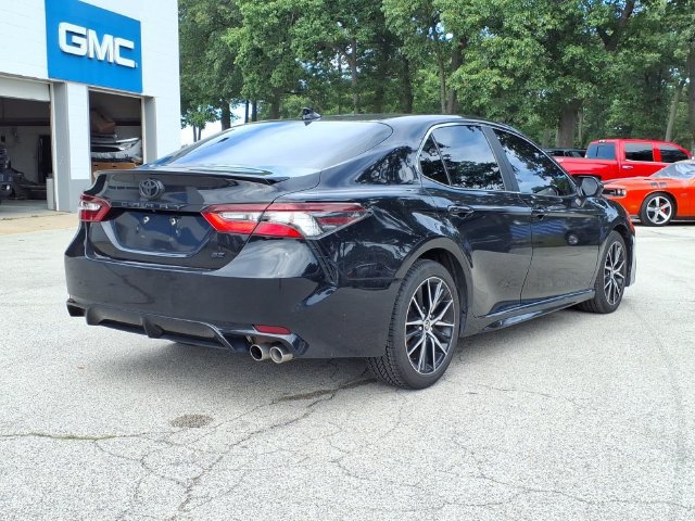 Used 2021 Toyota Camry SE FWD image 8