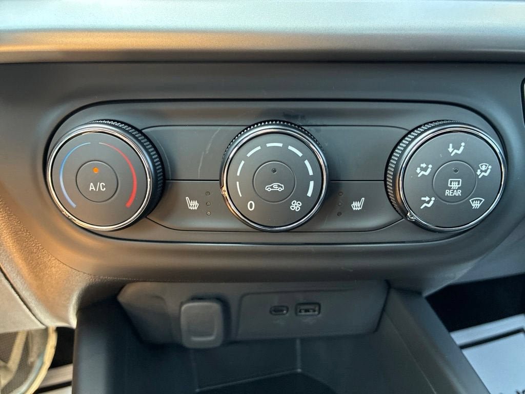 New 2026 Chevrolet Trax LS w/ LS Convenience Package FWD image 10
