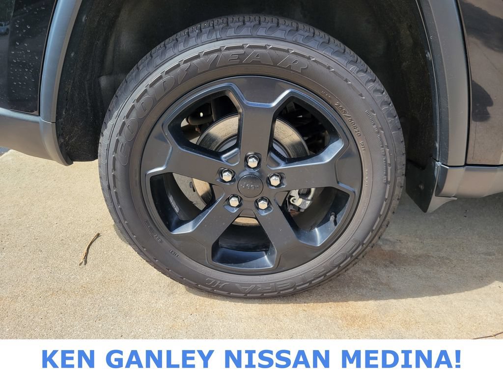 Used 2021 Jeep Grand Cherokee Freedom Edition AWD/4WD image 21