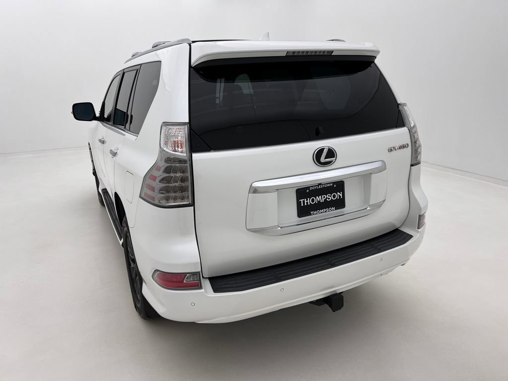 Used 2020 Lexus GX 460 Premium w/ Premium Package image 8