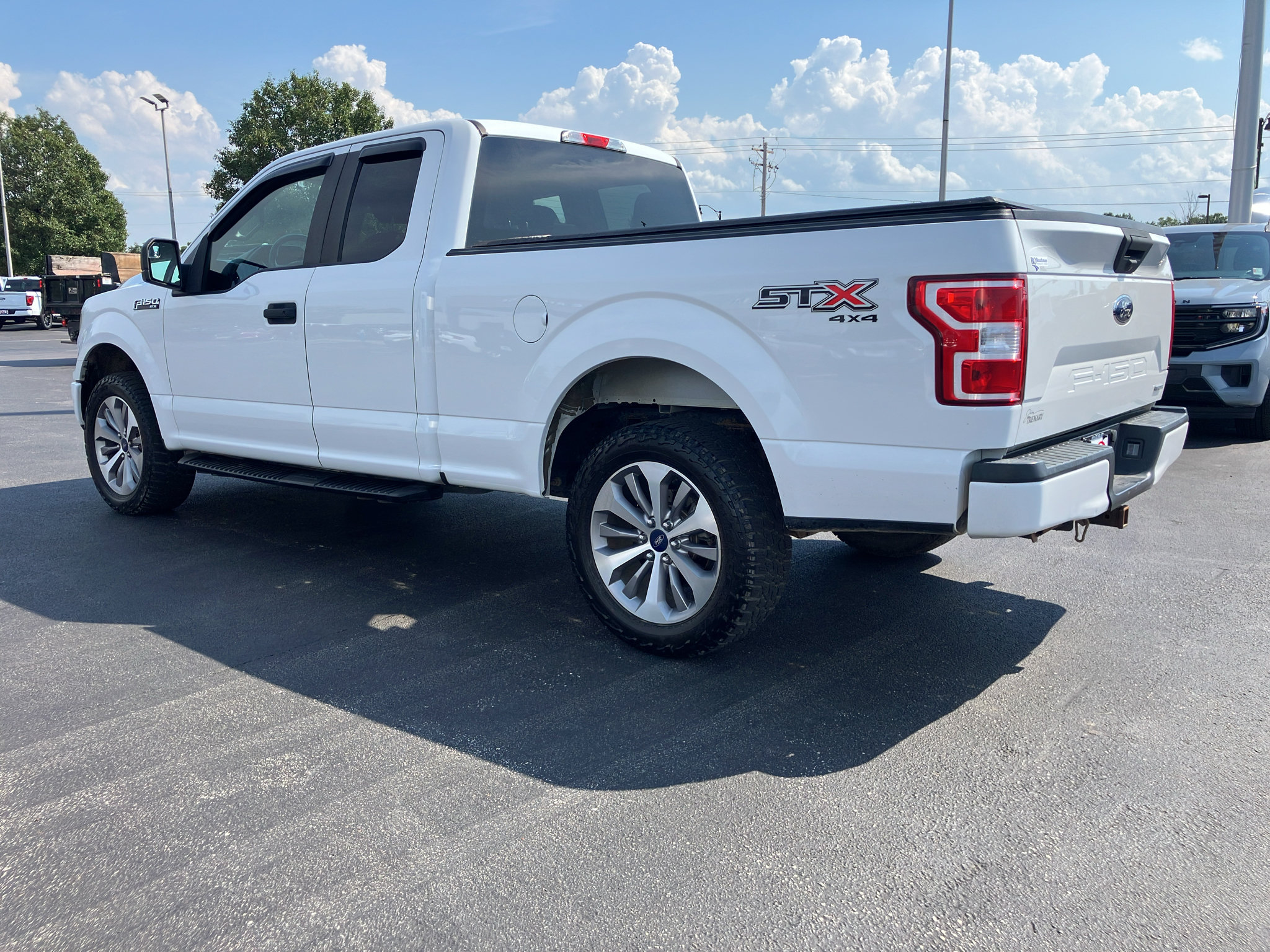 Used 2018 Ford F150 XL w/ Equipment Group 101A Mid AWD/4WD image 4