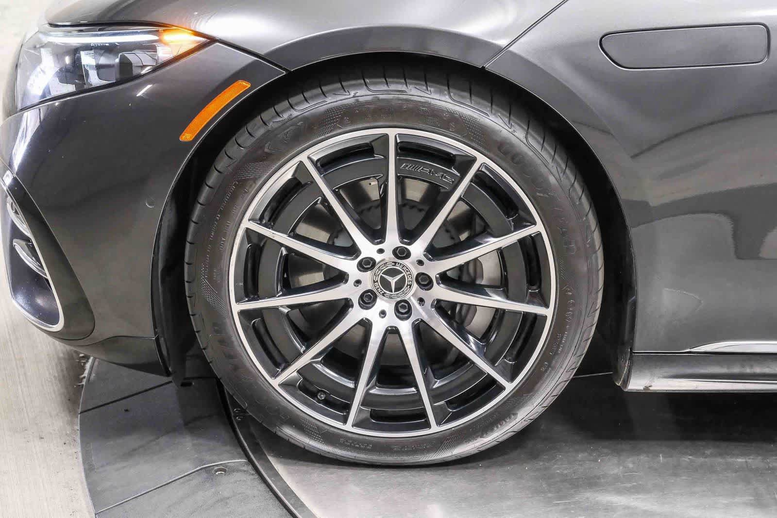 Certified 2024 Mercedes-Benz EQS 580 4MATIC Sedan image 10
