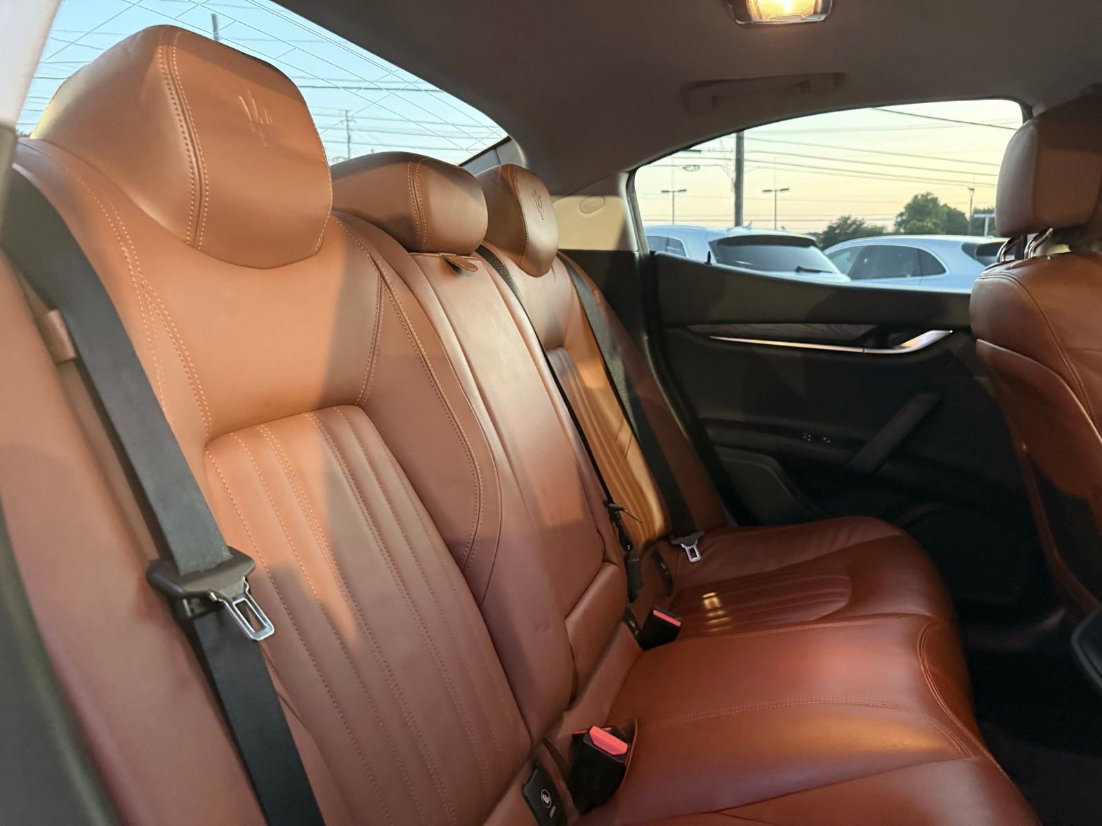 Used 2015 Maserati Ghibli RWD image 31