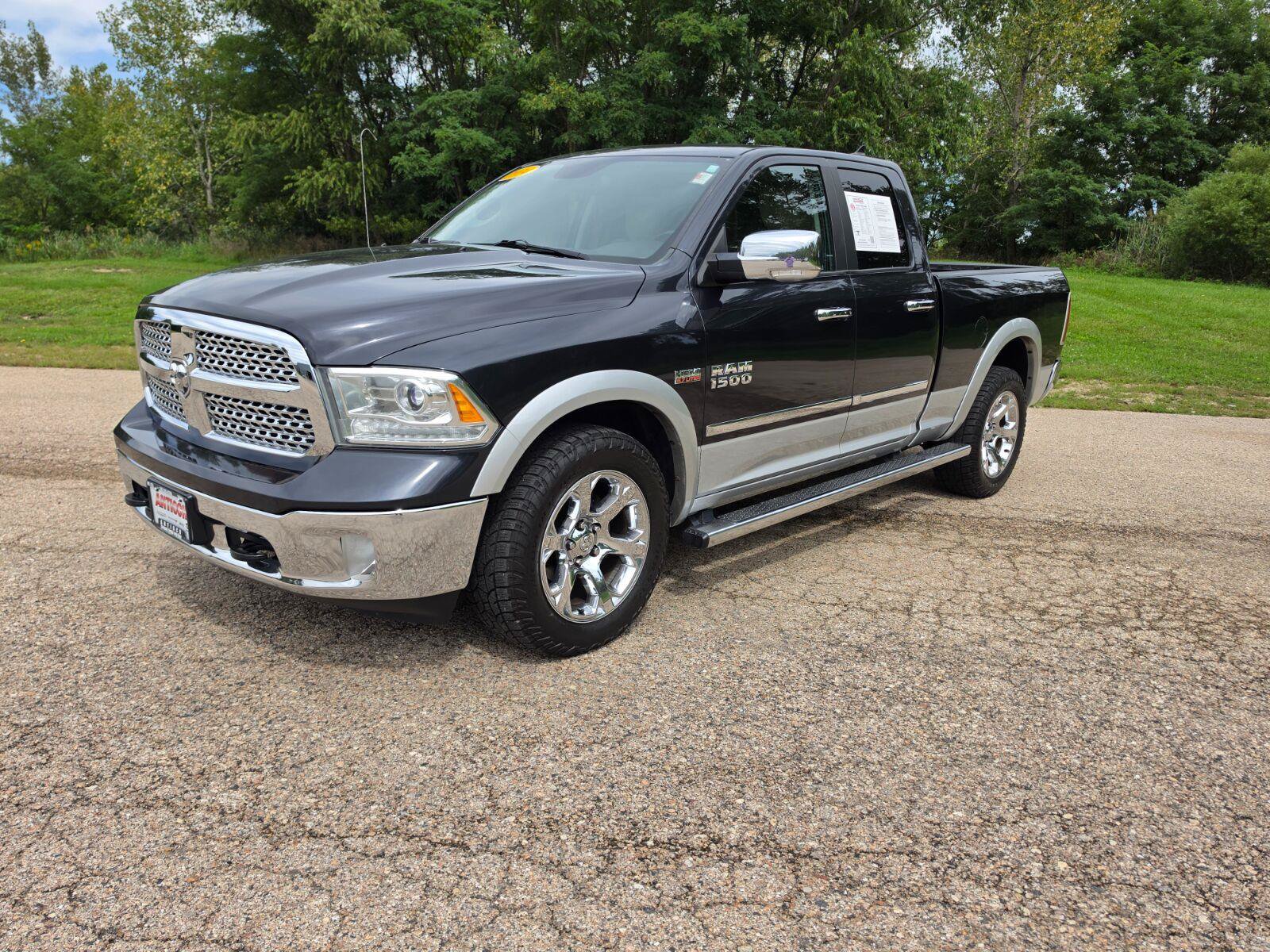 Used 2014 RAM 1500 Laramie w/ Convenience Group AWD/4WD image 4