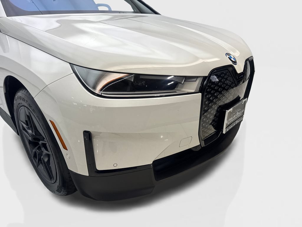 Used 2024 BMW iX xDrive50 w/ Convenience Package AWD/4WD image 17
