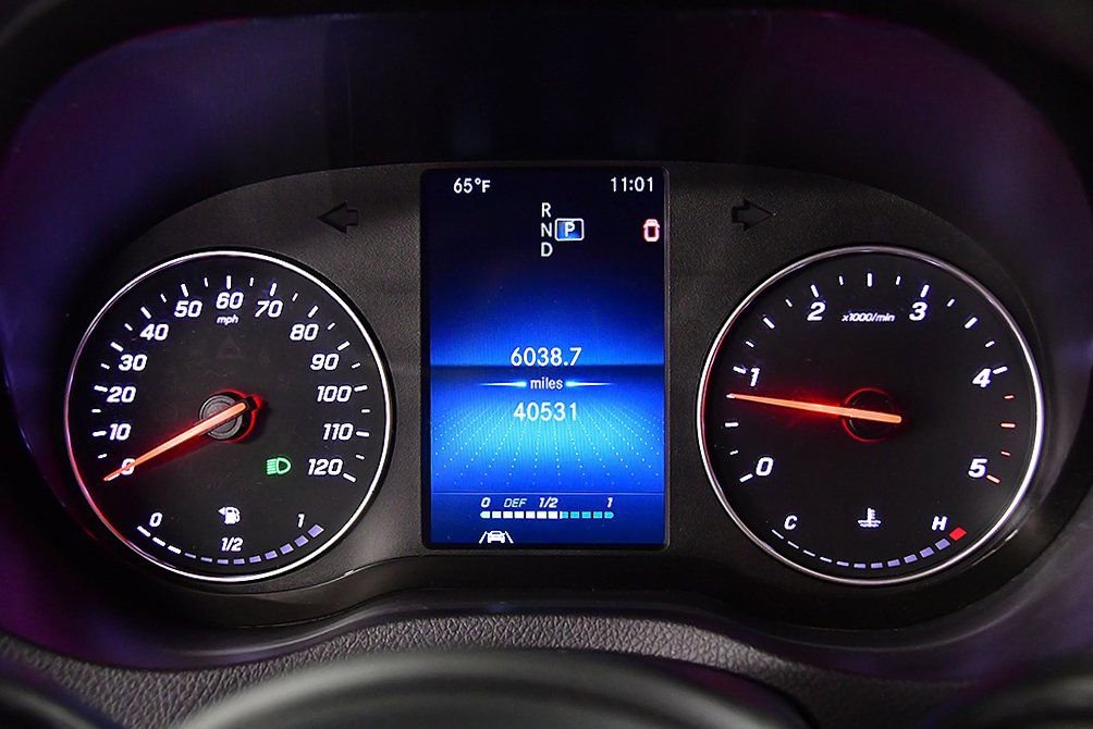 Used 2024 Mercedes-Benz Sprinter 2500 image 13