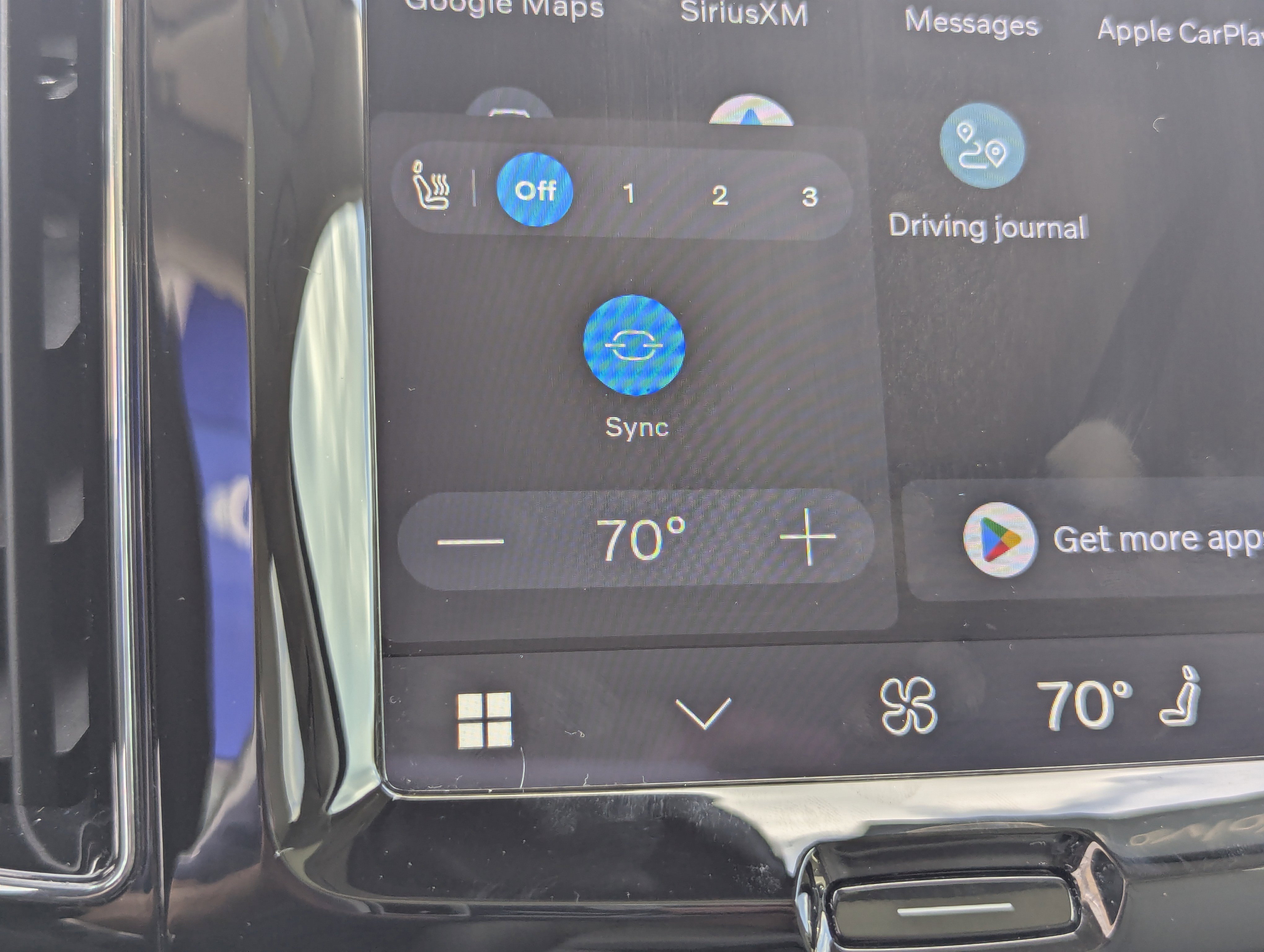 Used 2024 Volvo XC60 B5 Plus w/ Protection Package Premier AWD/4WD image 29