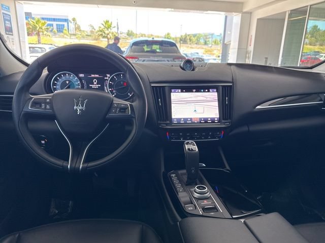 Certified 2022 Maserati Levante GT AWD/4WD image 13