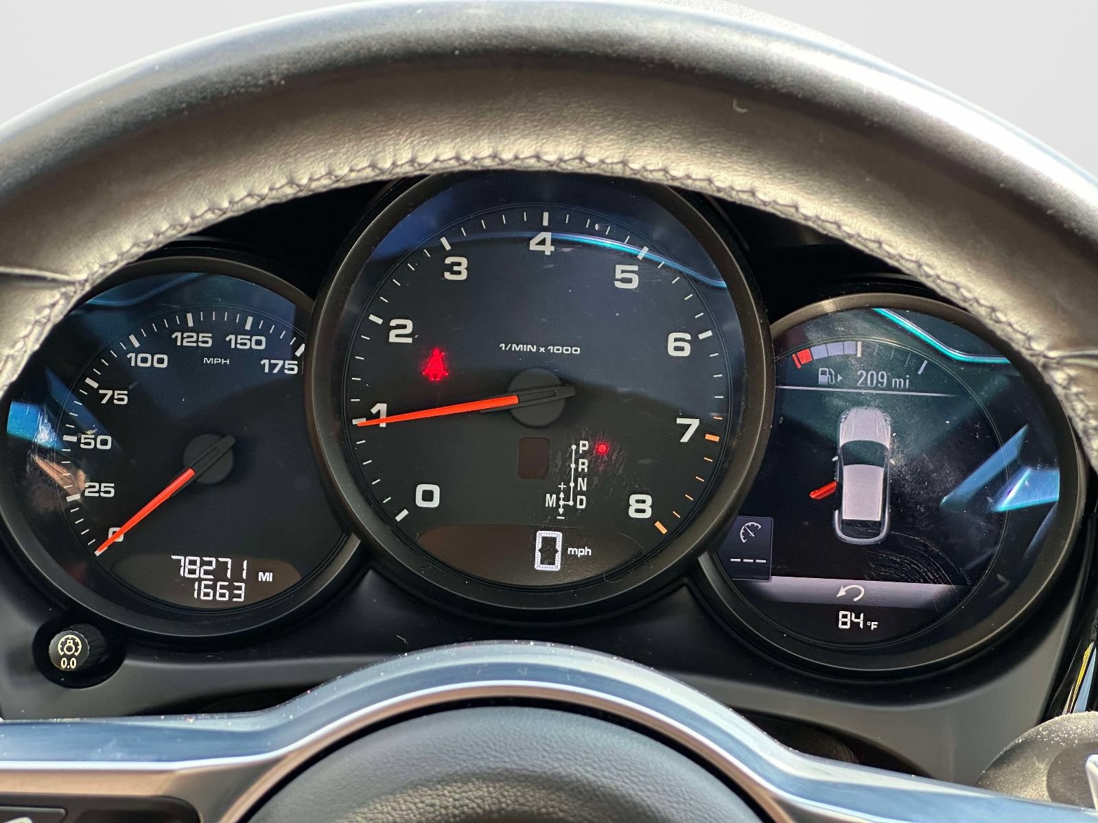 Used 2019 Porsche Macan AWD/4WD image 23