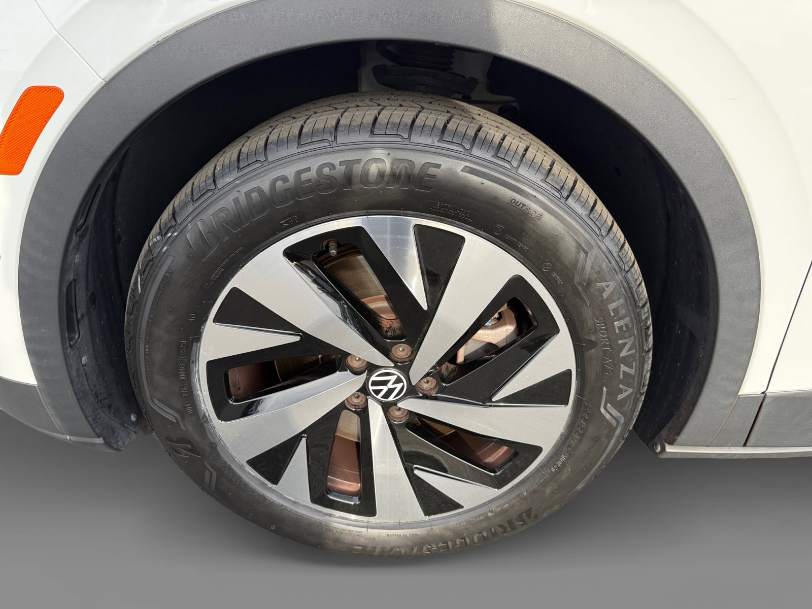 Certified 2023 Volkswagen ID.4 2WD image 9