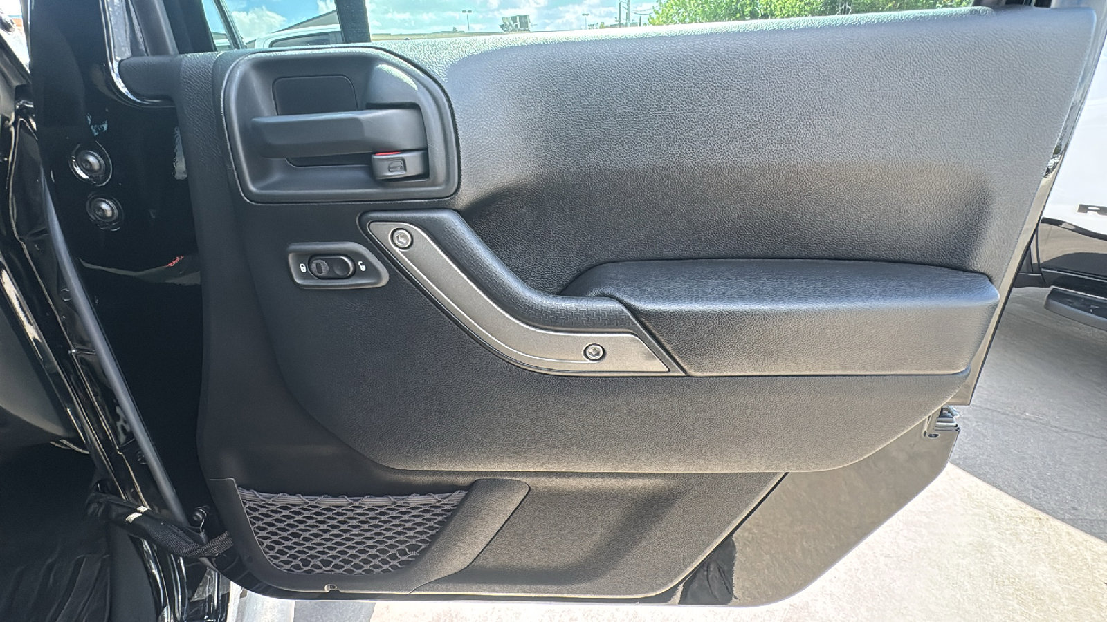 Certified 2016 Jeep Wrangler Unlimited Sport w/ Quick Order Package 24S image 29