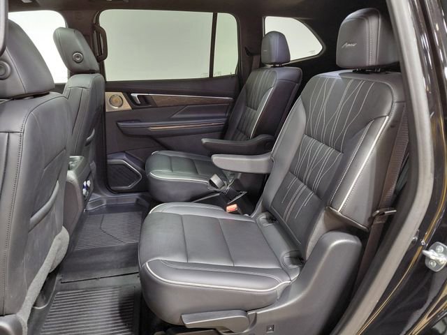 Used 2025 Buick Enclave Avenir w/ Super Cruise Package image 48