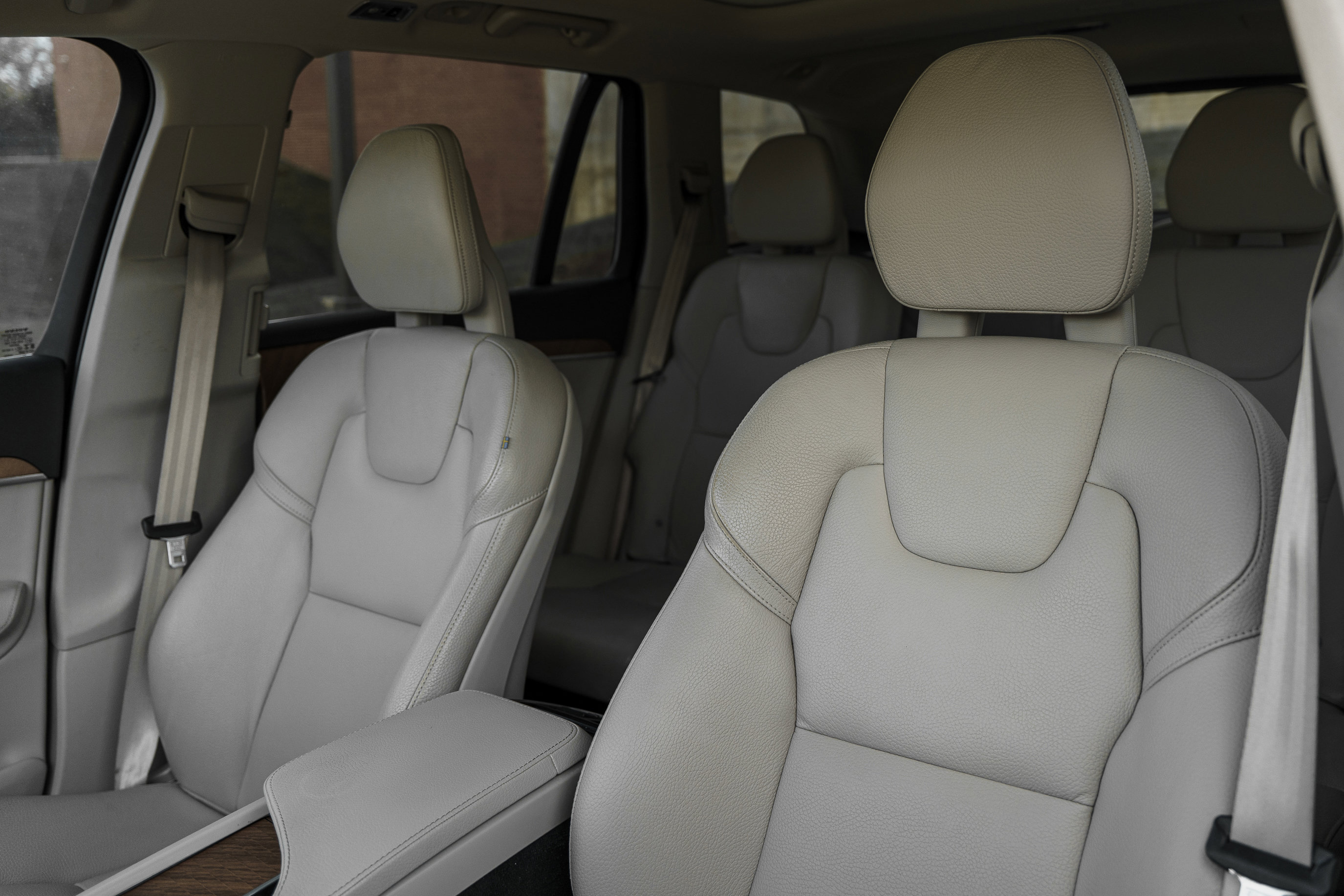 Used 2022 Volvo XC90 T6 Momentum w/ Advanced Package image 21