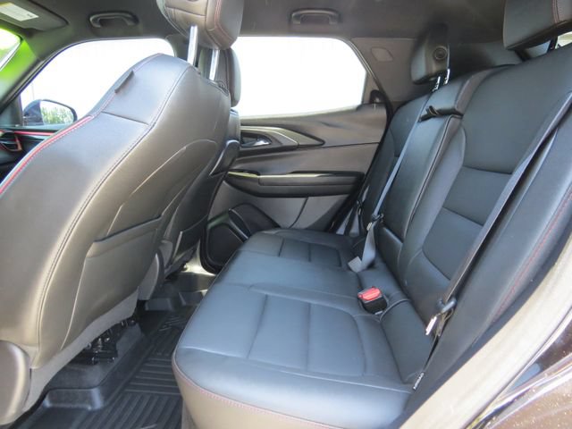 Used 2025 Chevrolet TrailBlazer RS w/ Convenience Package FWD image 12