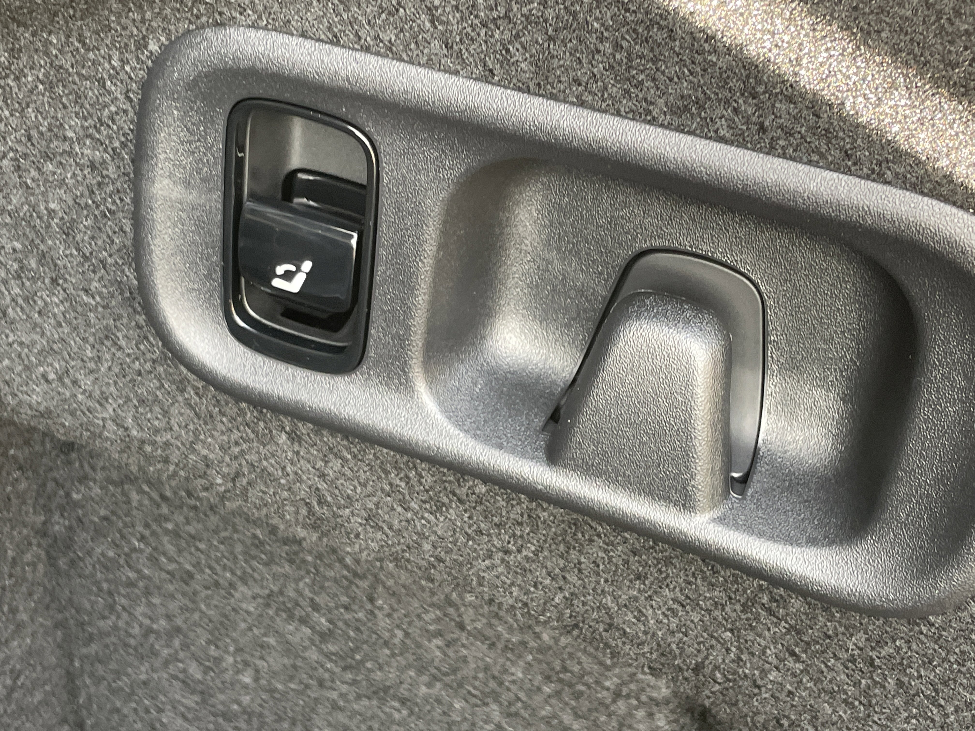 New 2026 Mercedes-Benz C 300 Sedan image 11