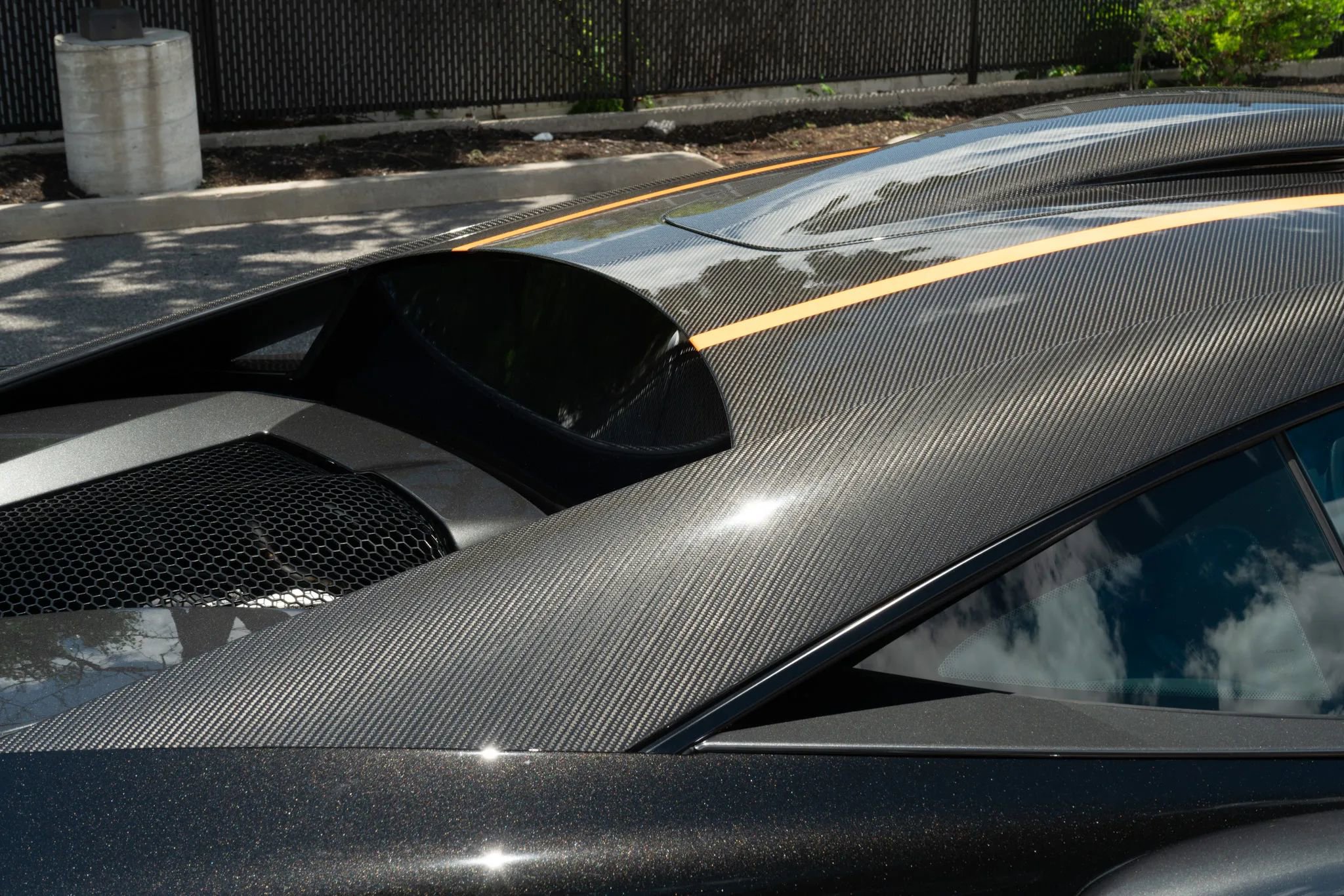 Used 2020 McLaren 620R RWD image 43