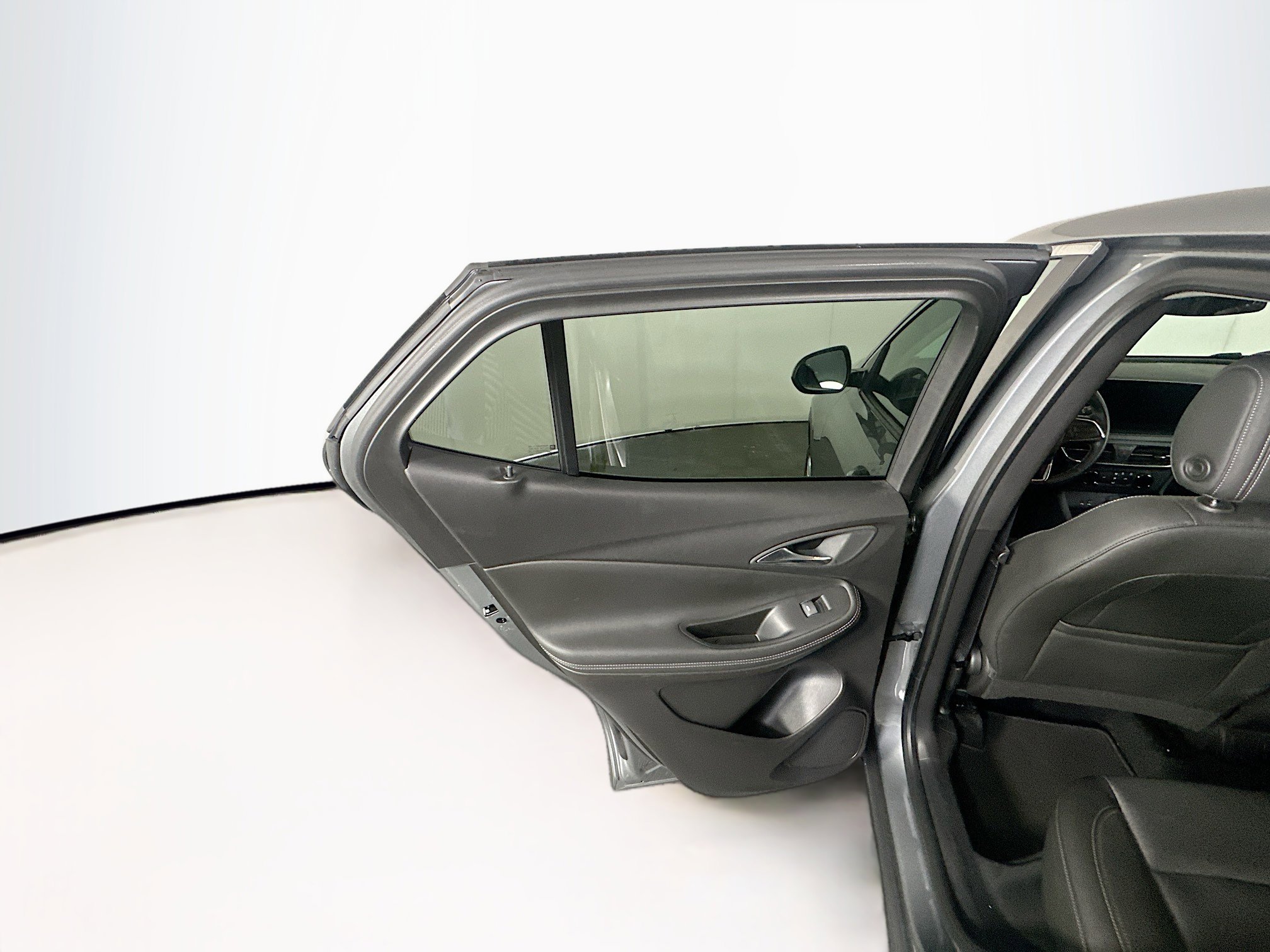 Used 2025 Buick Encore GX Preferred image 26