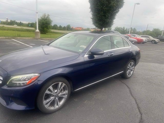 Used 2021 Mercedes-Benz C 300 4MATIC Sedan image 3