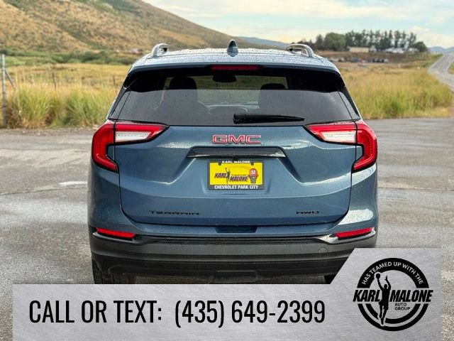 Used 2024 GMC Terrain SLE w/ Driver Convenience Package AWD/4WD image 4