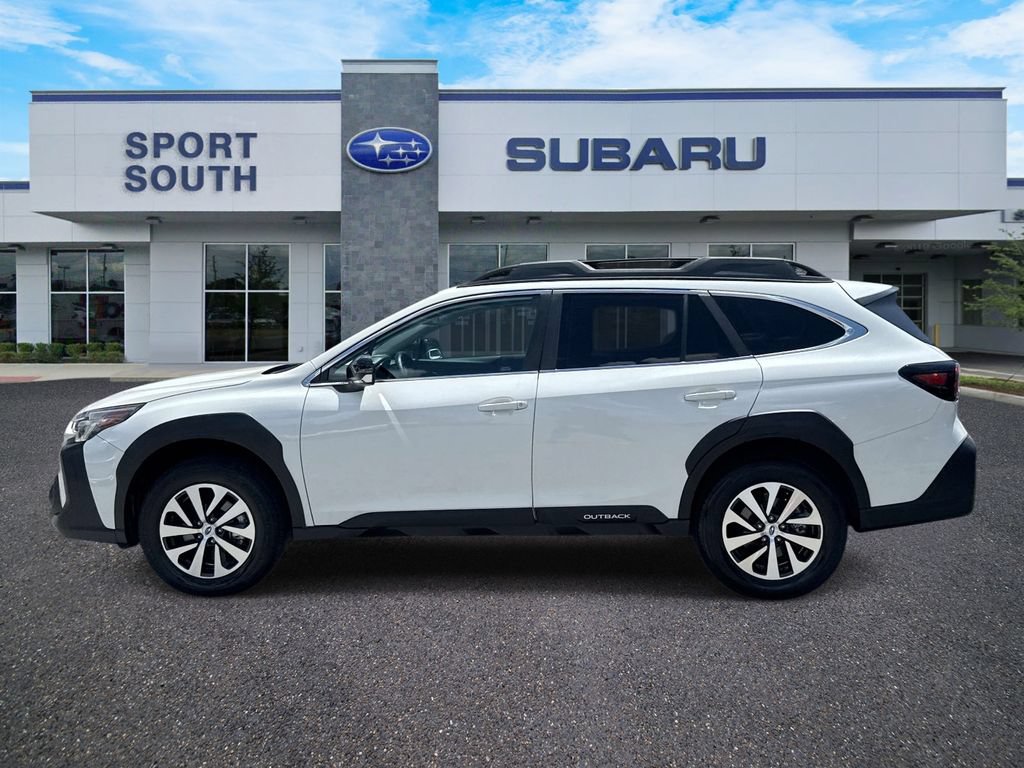 Used 2024 Subaru Outback Premium AWD/4WD image 7