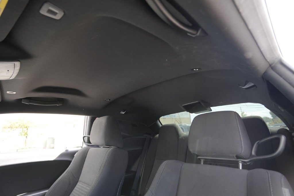 Used 2018 Dodge Challenger SXT RWD image 21