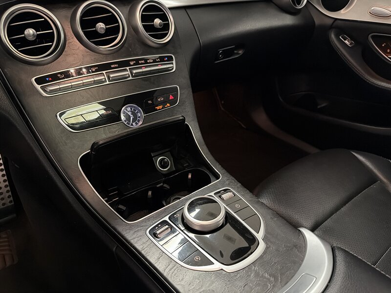 Used 2019 Mercedes-Benz C 300 Sedan image 42